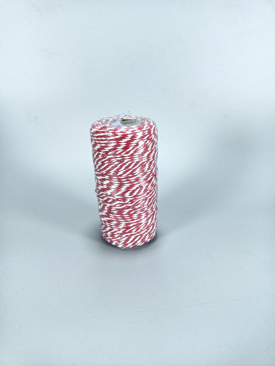 Мотузка джутова бавовняна - червоно -біла - 2мм, 100м, 80г Червоний Unison (D06001 -red white)