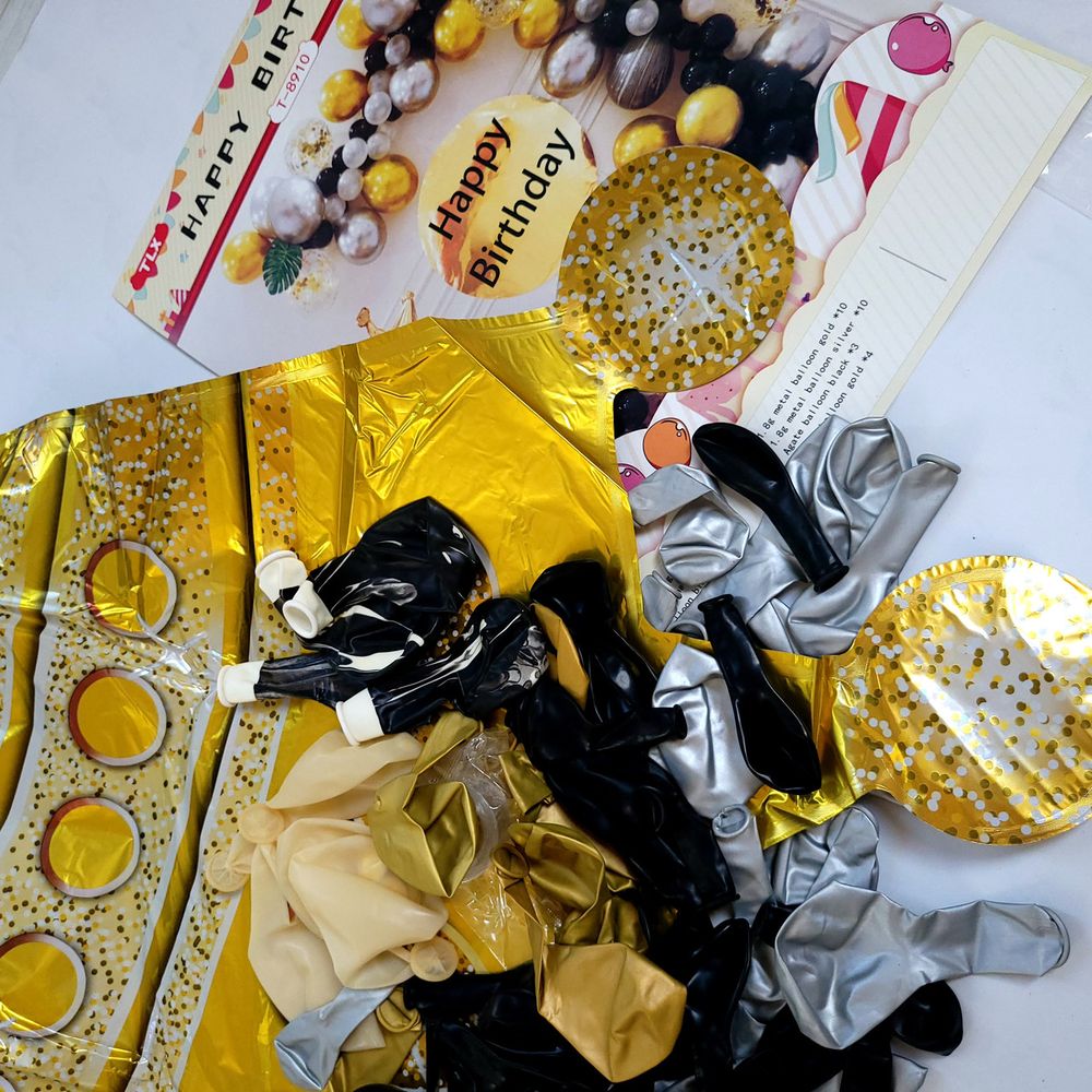 Фотозона із повітряних кульок "Happy birthday" золото, чорне та срібло Різнокольоровий Unison (T-8910)